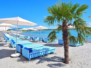 Beach Buda VIP, a VIP chill bachelor party activity at the beach in Budapest with EVG d'Enfer Budapest.