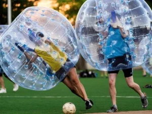 Bubble Foot, activité EVG à Prague avec EVG d'Enfer