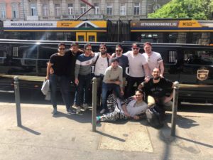 transfert en hummer à Prague avec EVG d'enfer