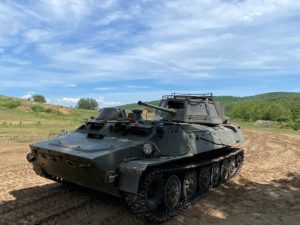 Conduite de Tank + Quad Extrême avec transfert en Gaz 66 militaire, une activité insolite, extreme, inoubliable avec EVJF d'Enfer Budapest