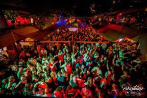 Bar Hopping & The Little Legend for your bachelor party with Stagventure in Budapest