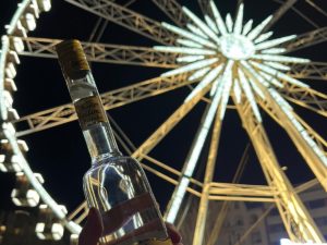 Défis culturels à Budapest, une tournée des bars fun, énigmes, quiz, dégustations, improvisation, arbitre et drinks inclus pour votre EVJF avec EVG d'Enfer Budapest