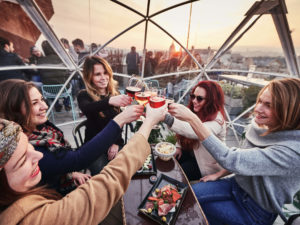 Entrée rooftop pour votre groupe EVJF avec EVJF d’Enfer