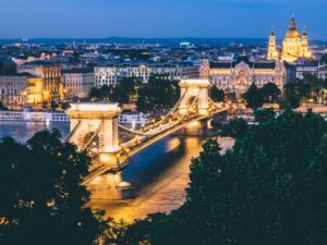 Packs EVG pour votre enterrement de vie de garçon à Budapest avec EVG d'Enfer